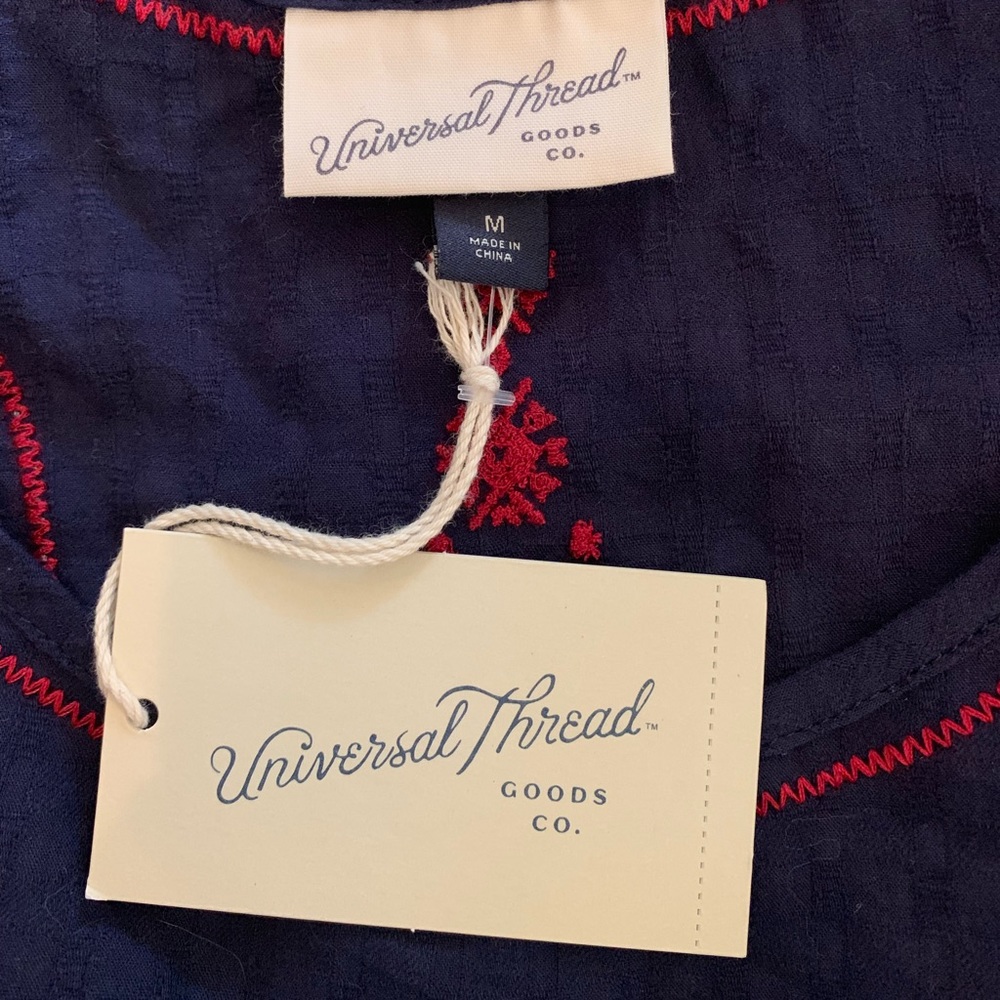 Universal Thread Tank Top - Picture 3 of 3